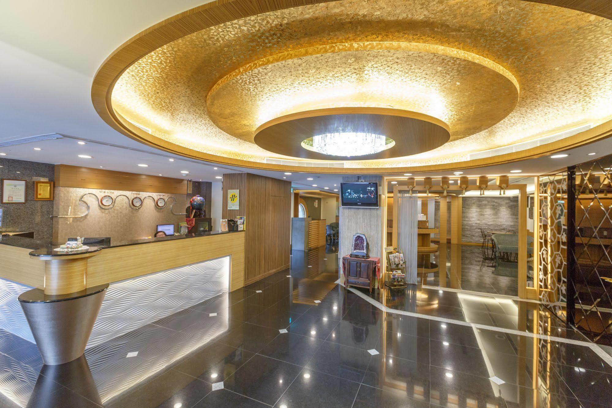 ホテルHuahou 高雄市 エクステリア 写真